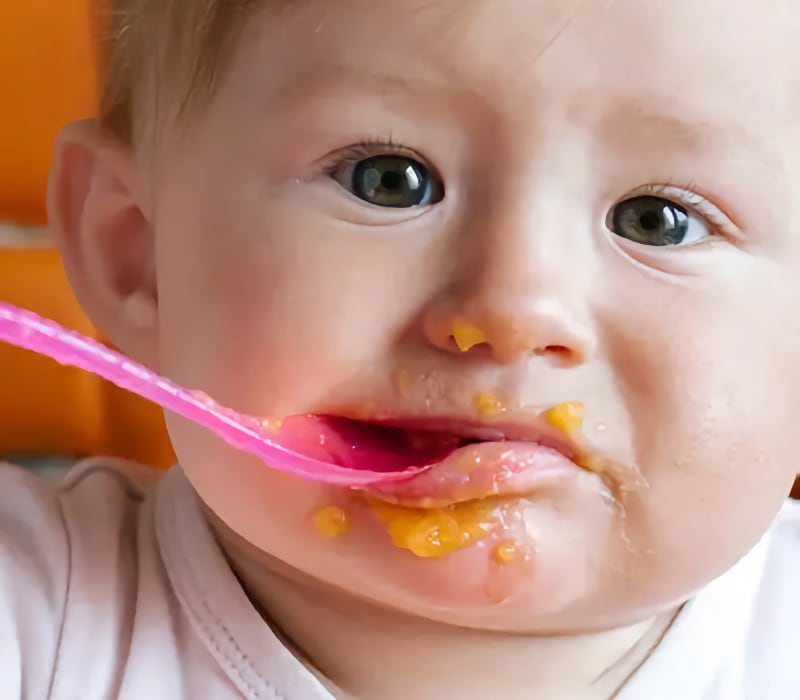 Sale baby gets fussy while eating Online